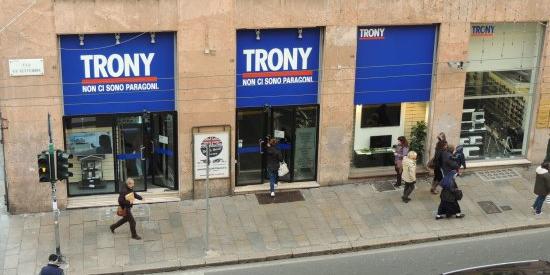 Trony, incontro sindacati-acquirenti: incertezza per futuro della sede di Genova