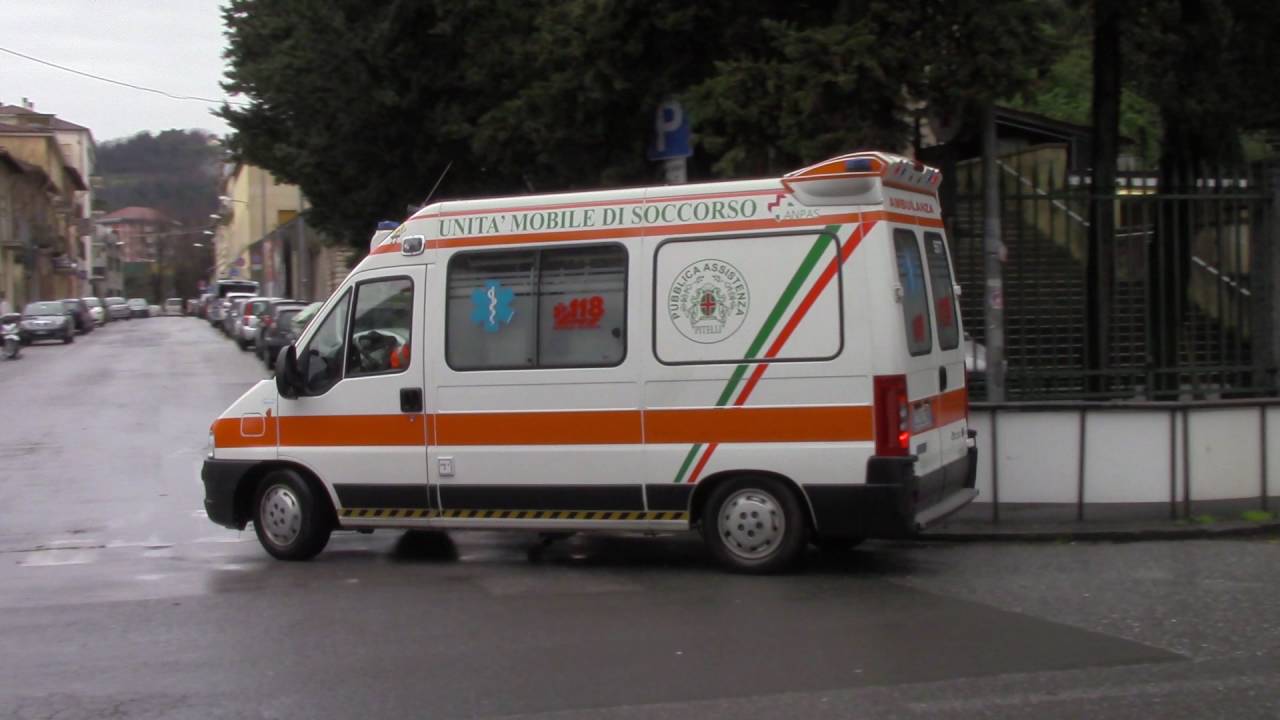 Investimento pedone in via Sardegna, grave 78-enne