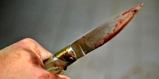 Tre coltellate al ventre per difendere l'amico, arrestato a Genova uno degli aggressori 