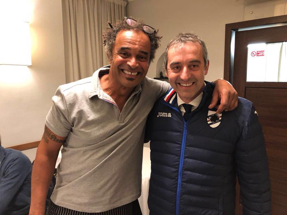 Sampdoria, foto ricordo di Giampaolo col capitano della Francia Noah 