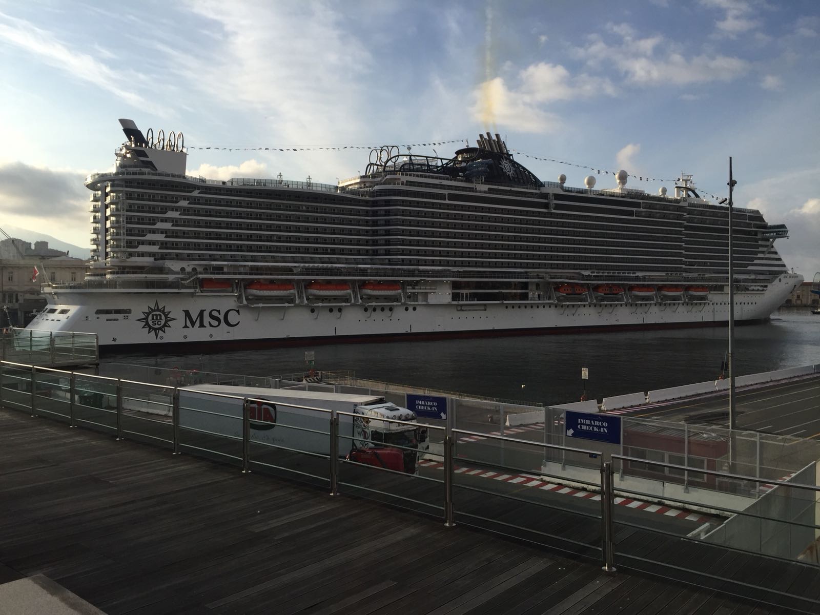 A Genova la nave da record Msc Seaview, sabato il battesimo con Michelle Hunziker