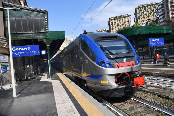 Trasporti ferroviari, ecco il nuovo treno Jazz per i pendolari