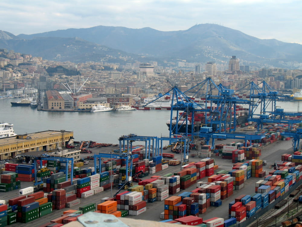 Ponte Morandi, sabato il Porto di Genova si ferma in segna di lutto