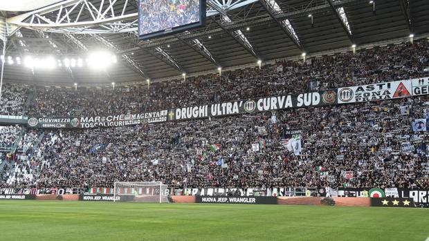 Contro il Genoa curva della Juventus senza tifosi: chiusa per 'cori razzisti'