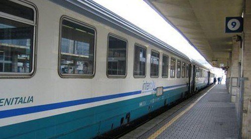 Treni in Liguria, è ancora caos: ritardi e disagi per i pendolari  