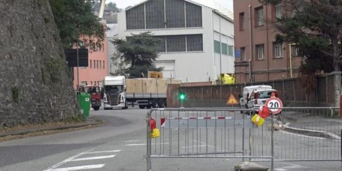 Viabilità a Genova, domani riapre corso Perrone