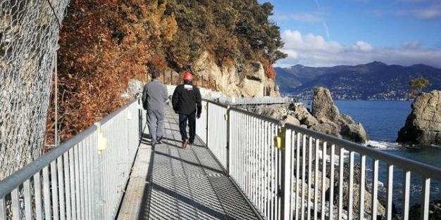 Da domani apre la passerella tra Portofino e Santa Margherita, ma solo per i residenti