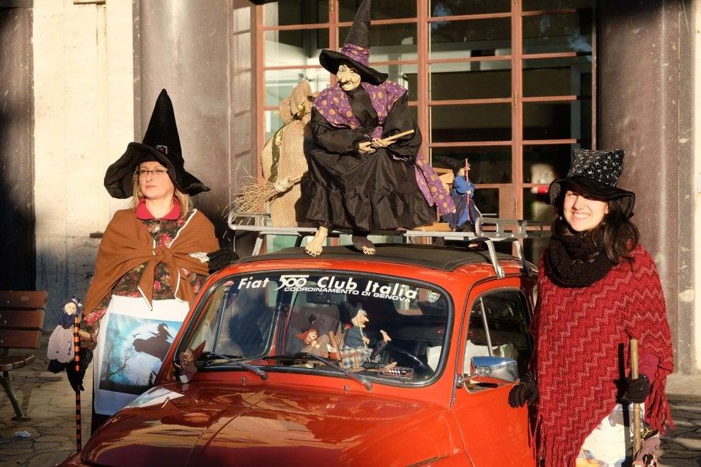 Come da tradizione, il 6 gennaio la befana arriva al Gaslini in Fiat 500