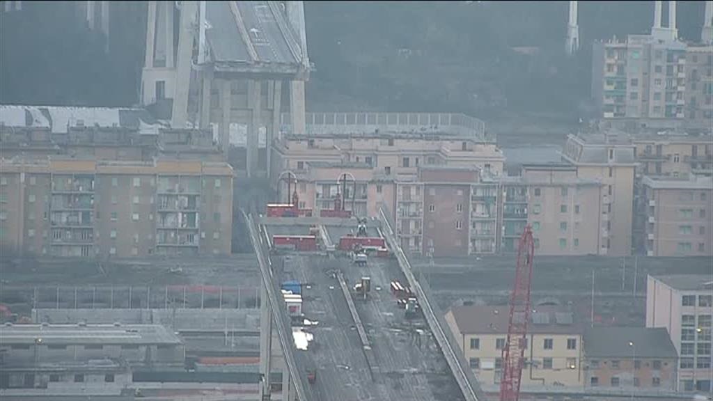 Ponte Morandi, domani il primo taglio: venerdì giù 40 metri in otto ore