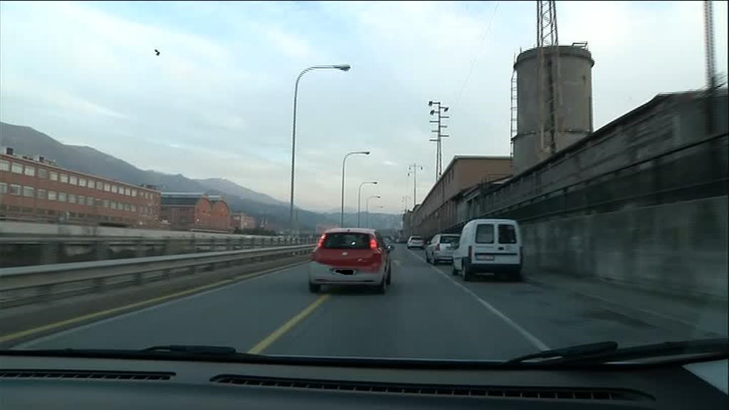 Quando vai a 30 km/h in via Perlasa, gli altri ti sorpassano...