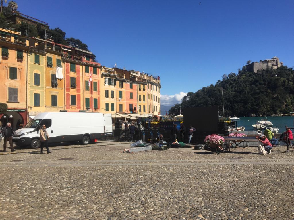 Strada di Portofino, tutto pronto per la festa di domani: ecco le 