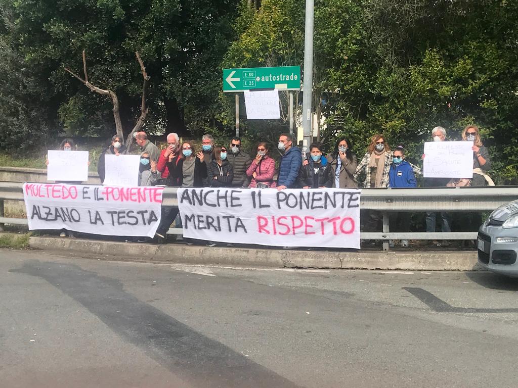 Flashmob a Genova per dire sì alla riqualificazione di Ponente e Valpolcevera