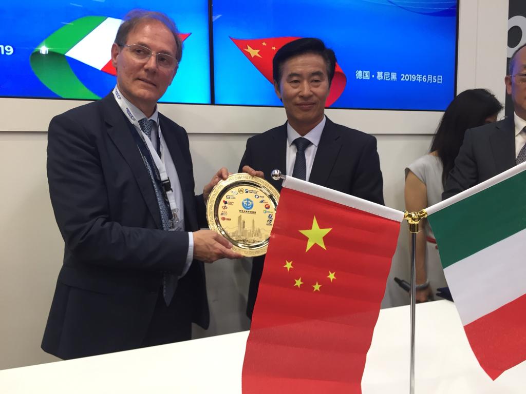 Porti, Genova si avvicina alla Cina: siglato l'accordo con Shenzen