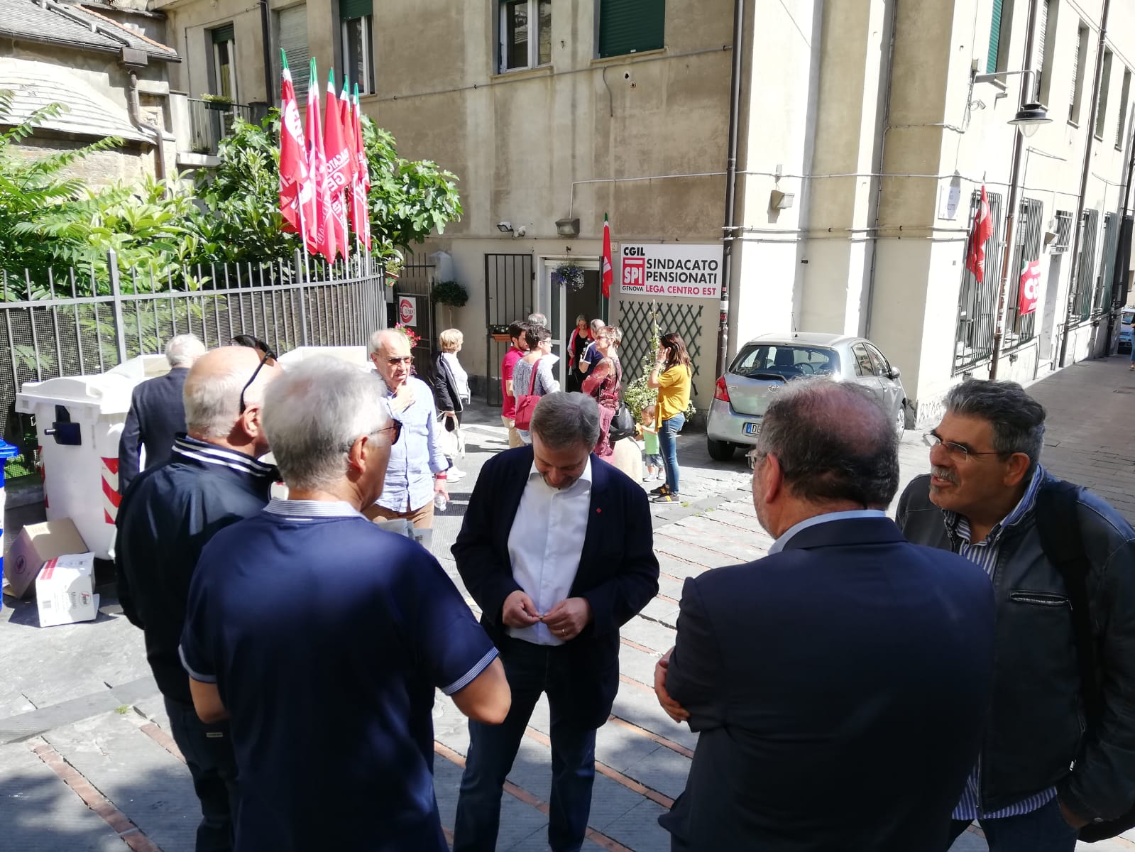 Centro storico Genova: inaugurata la nuova sede del sindacato pensionati Cgil