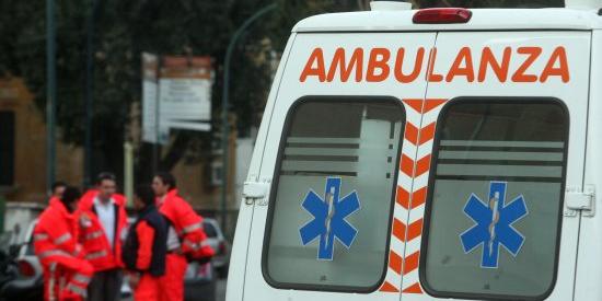 Morte sul lavoro a Genova, operaio 26enne schiacciato da un rullo metallico