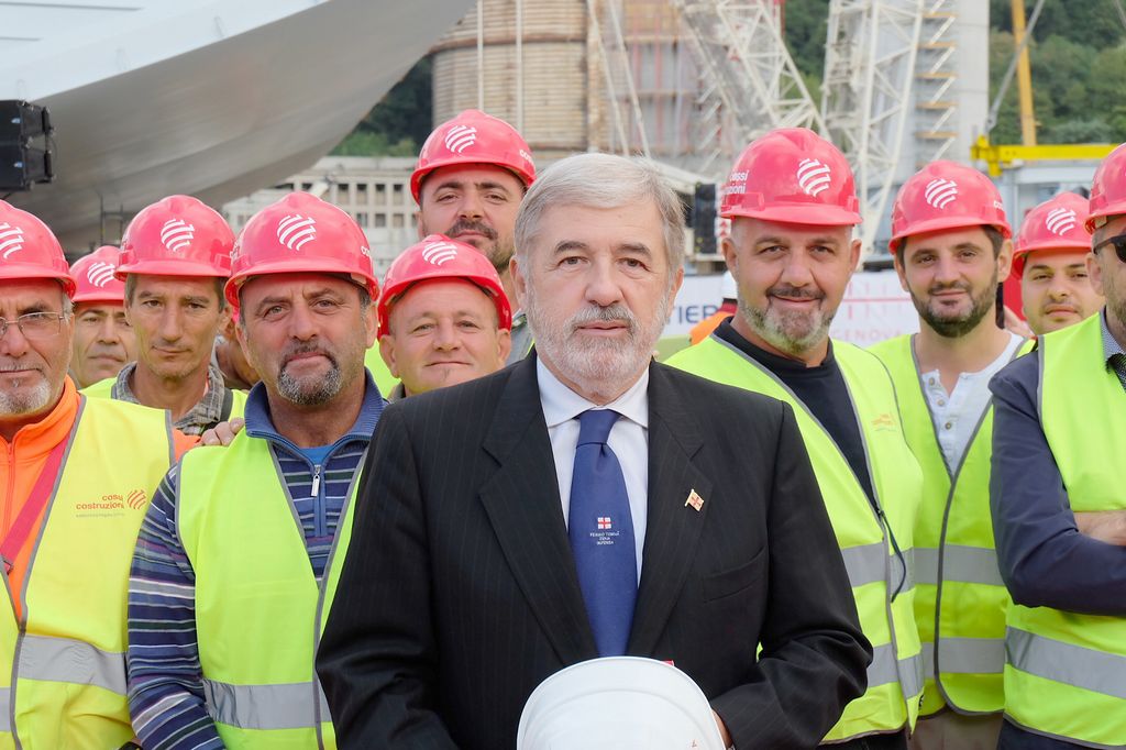 Ponte per Genova, su ipotesi nome 'San Giorgio' il sindaco Bucci sorride 