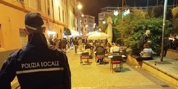 Movida in Liguria, meglio nelle province. A Genova decine di segnalazioni di assembramenti