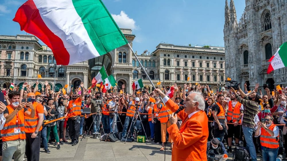 Gilet arancioni in piazza, a Genova anche Pappalardo