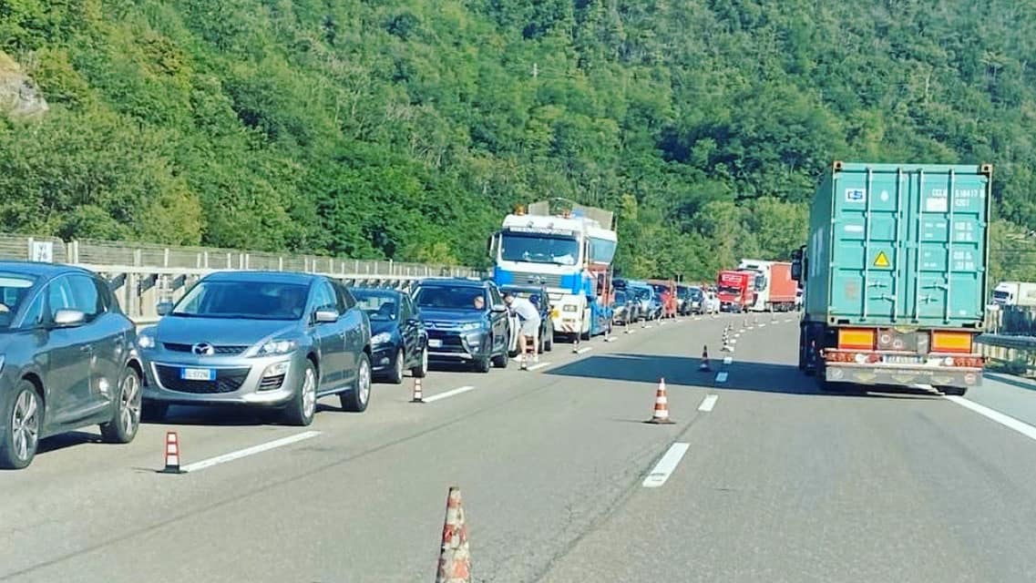 Autostrade, alle 7 del mattino Liguria già 3 chilometri di coda in A7 