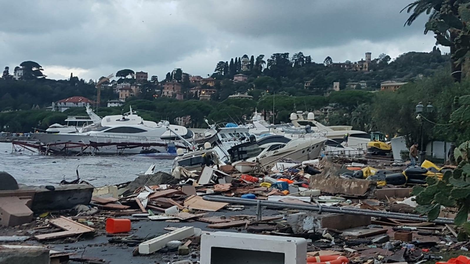 Mareggiata 2018, indagine della Dia sui contributi ai balneari danneggiati