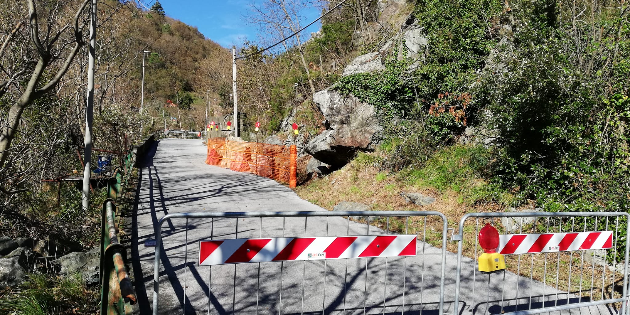 Frana a Genova Voltri, 122 persone isolate: si lavora per il ripristino