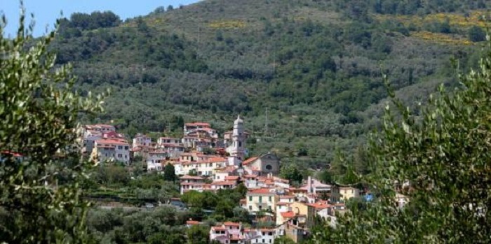 Covid, focolaio all'oleificio Fratelli Merano, dieci persone positive