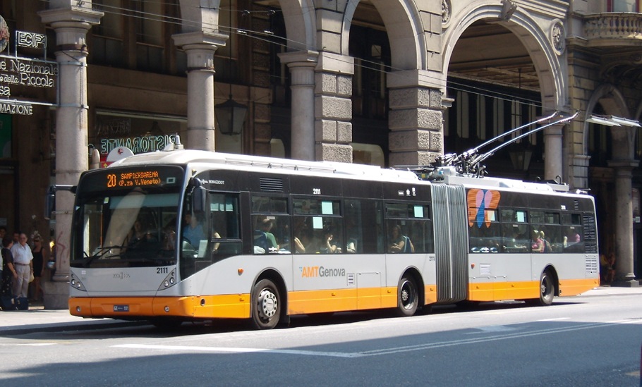 Bus a Genova e provincia, scatta l'orario estivo: 300 corse in più rispetto al 2020