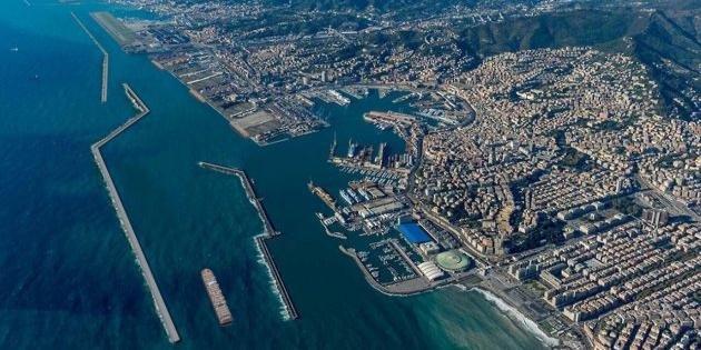 Genova, pannelli solari sulla nuova diga per un porto a energia pulita