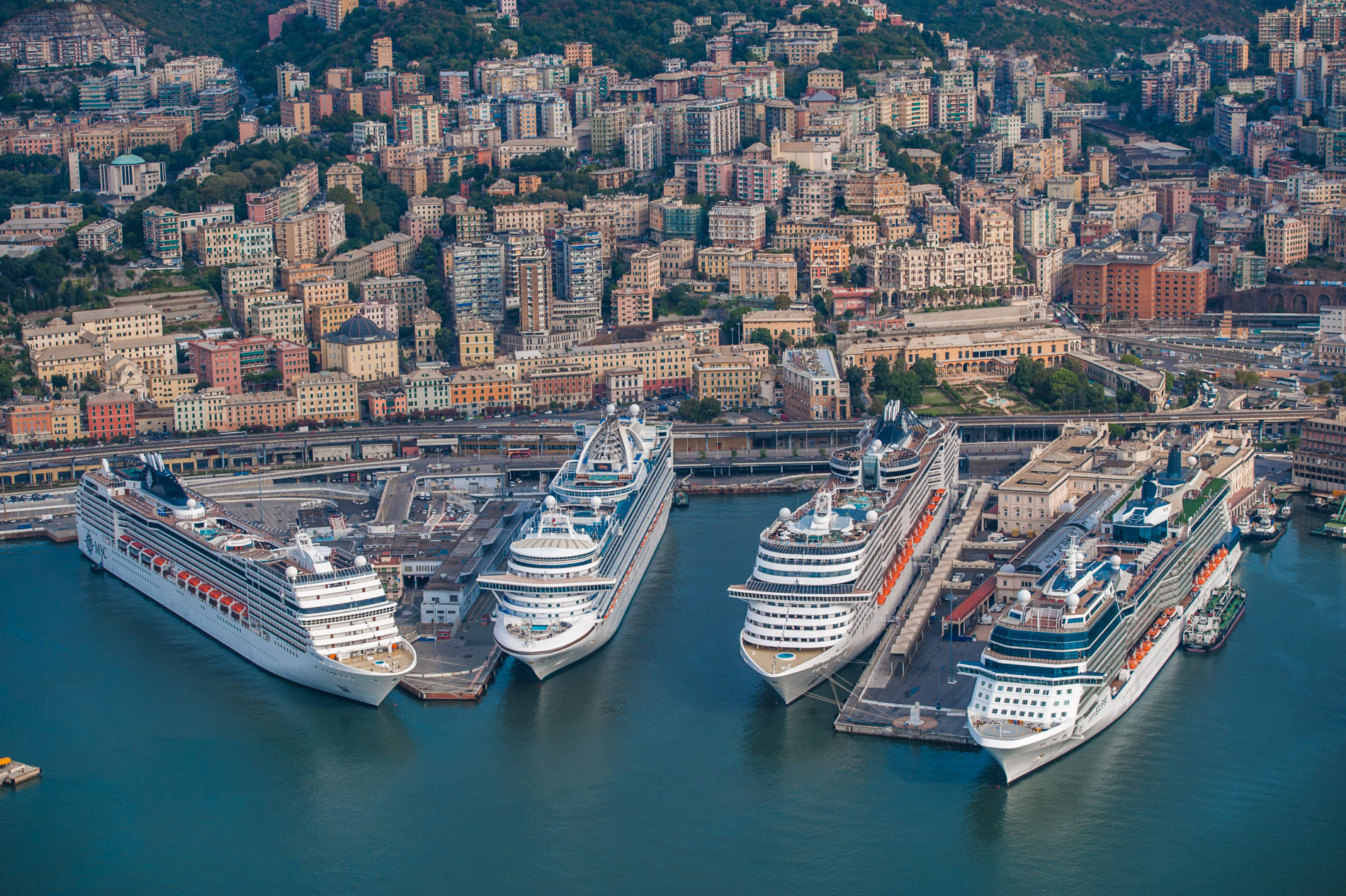 Manca l'accordo sui benefit, il 22 luglio sciopero a Stazioni Marittime: è rischio caos a Genova