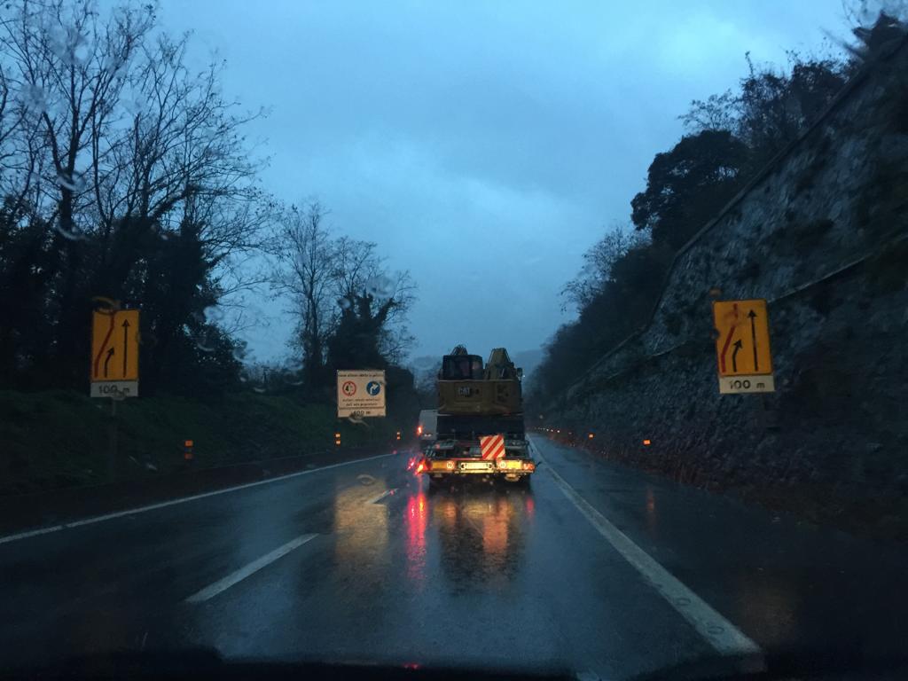 Pioggia, incidenti e veicoli in avaria: caos autostradale da Ponente a Levante